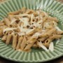 Penne Integrale Villoni com Molho de Sopa de Cebola